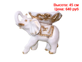 Белые фигуры из гипса и полистоуна